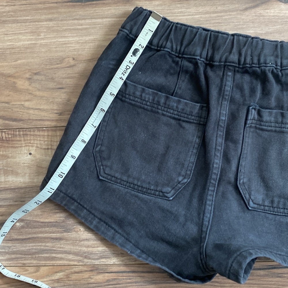 Shorts - Picture 6 of 6